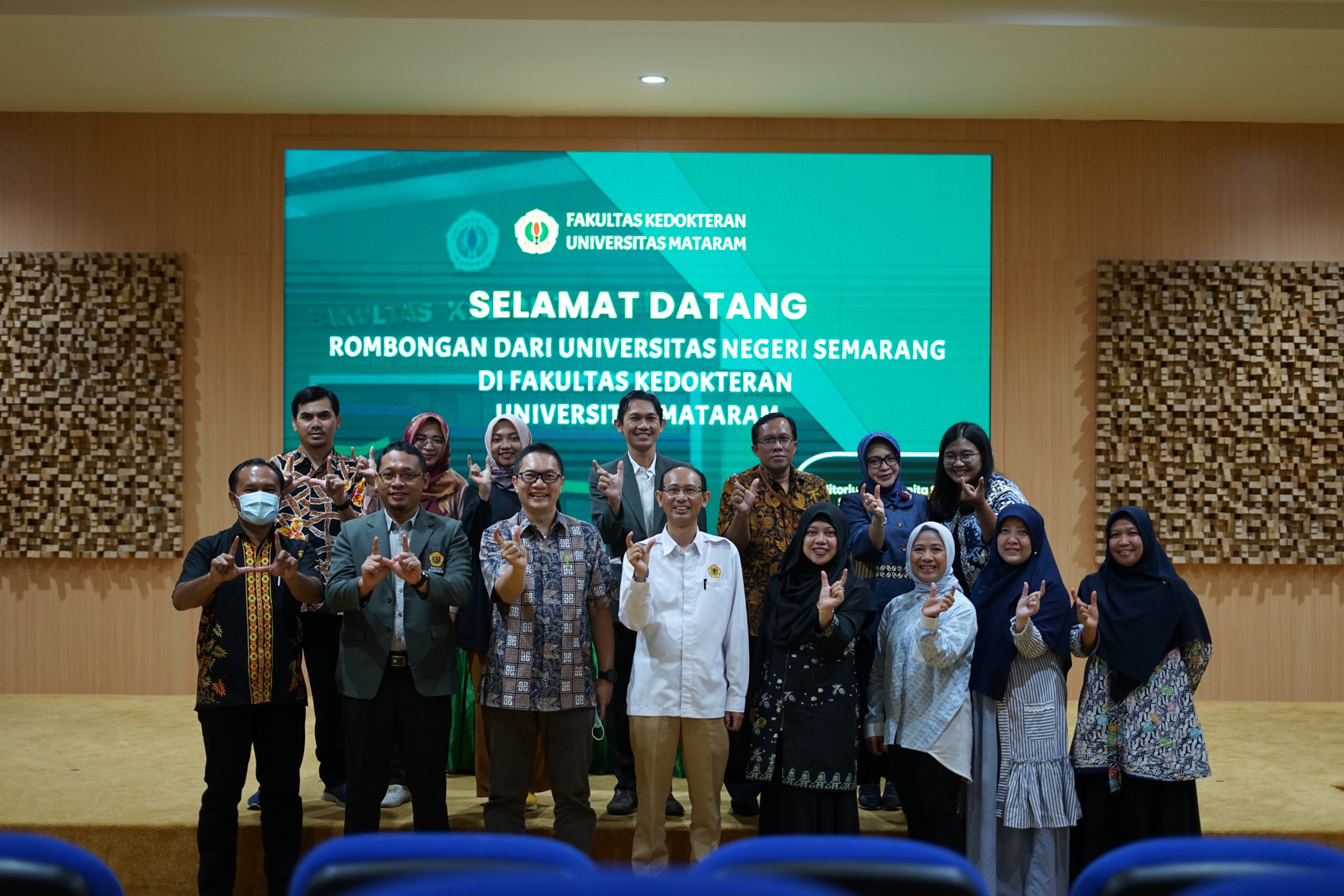 Kunjungan Studi Banding Fakultas Ilmu Keolahragaan Universitas Negeri Semarang ke Fakultas Kedokteran Universitas Mataram