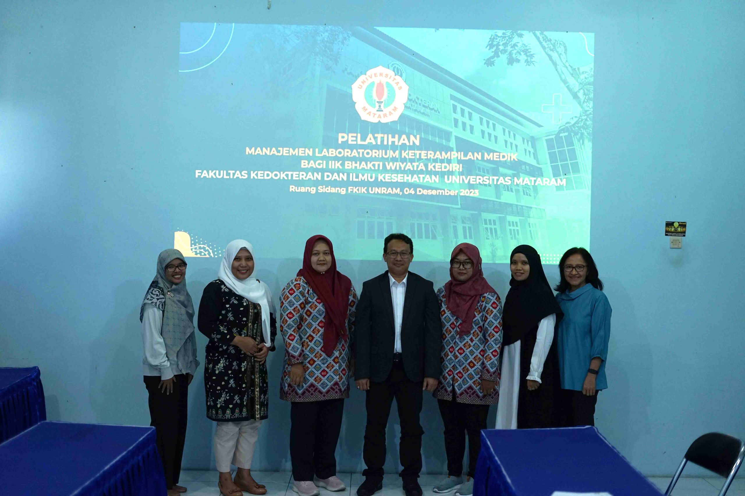 Fakultas Kedokteran dan Ilmu Kesehatan Universitas Mataram Membangun Sinergi Melalui Pelatihan Manajemen Laboratorium Keterampilan Medik bagi Institut Ilmu Kesehatan Bhakti Wiyata Kediri