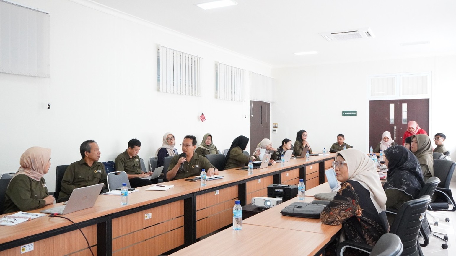 FKIK Unram Gelar Rapat Kerja Fakultas (RKF) Triwulan II Tahun 2025